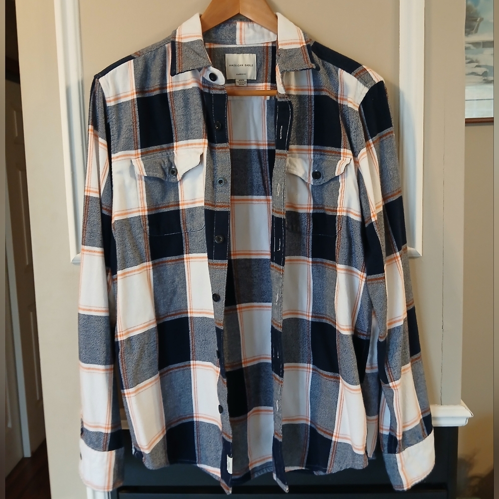 American Eagle Classic Fit Flannel Shirt Size Medium